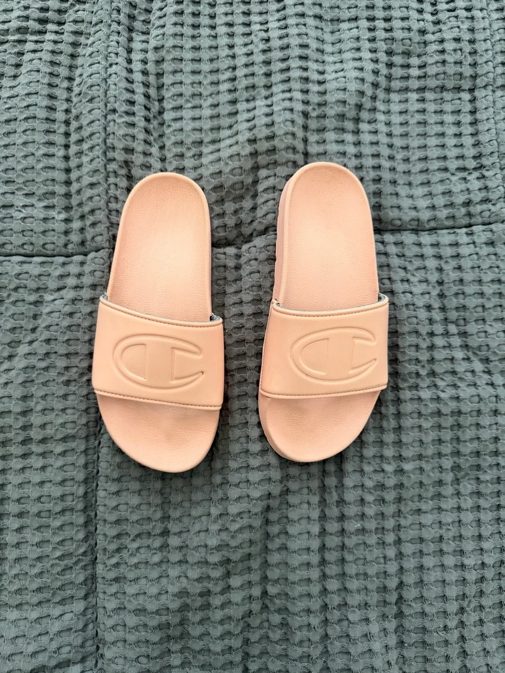 Champion Girls Pink Slides Size 2 Slip On Sandals